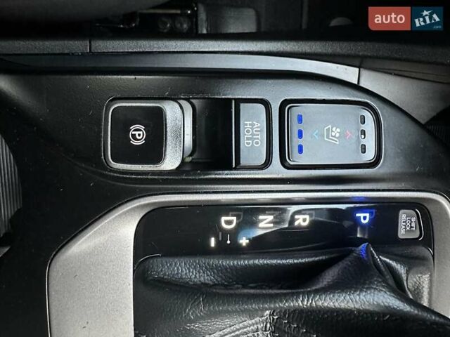 Черный Хендай Гранд Санта Фе, объемом двигателя 2.2 л и пробегом 215 тыс. км за 18999 $, фото 168 на Automoto.ua