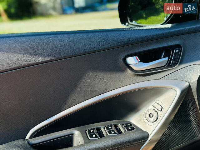 Черный Хендай Гранд Санта Фе, объемом двигателя 2.2 л и пробегом 95 тыс. км за 19800 $, фото 16 на Automoto.ua