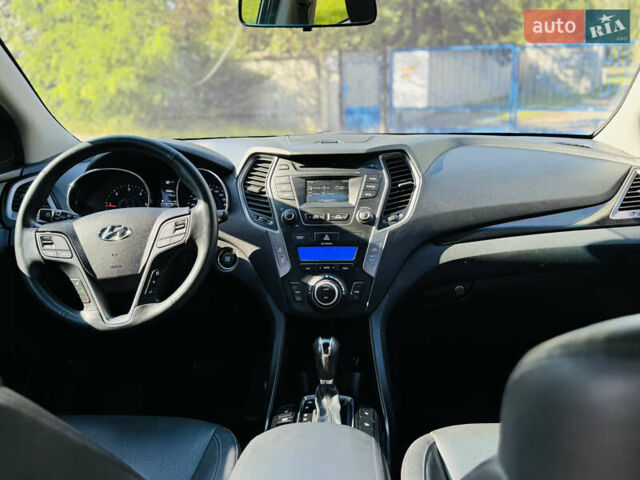 Черный Хендай Гранд Санта Фе, объемом двигателя 2.2 л и пробегом 95 тыс. км за 19800 $, фото 7 на Automoto.ua