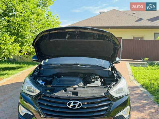 Черный Хендай Гранд Санта Фе, объемом двигателя 2.2 л и пробегом 95 тыс. км за 19800 $, фото 20 на Automoto.ua