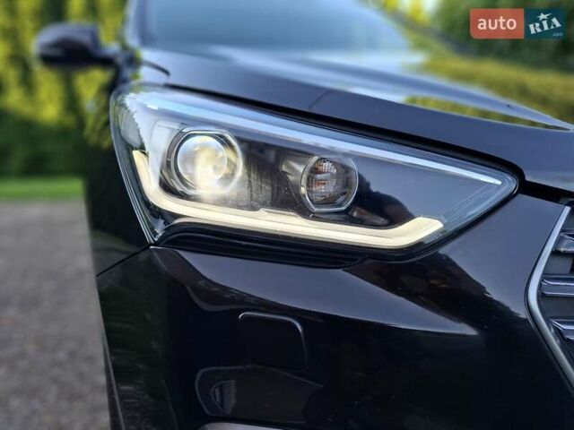 Коричневый Хендай Гранд Санта Фе, объемом двигателя 2.2 л и пробегом 193 тыс. км за 23700 $, фото 11 на Automoto.ua