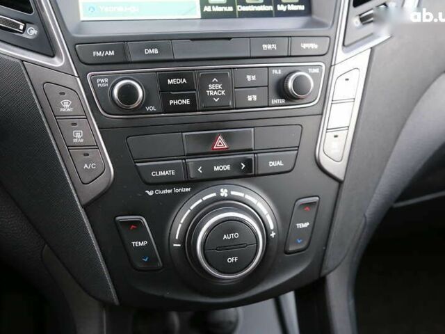 Хендай Гранд Санта Фе, объемом двигателя 2.2 л и пробегом 129 тыс. км за 22900 $, фото 23 на Automoto.ua