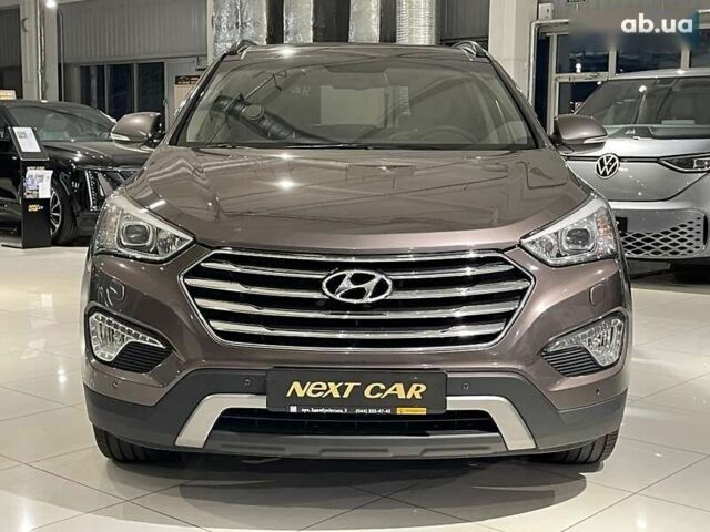 Хендай Гранд Санта Фе, объемом двигателя 2.2 л и пробегом 213 тыс. км за 19900 $, фото 9 на Automoto.ua