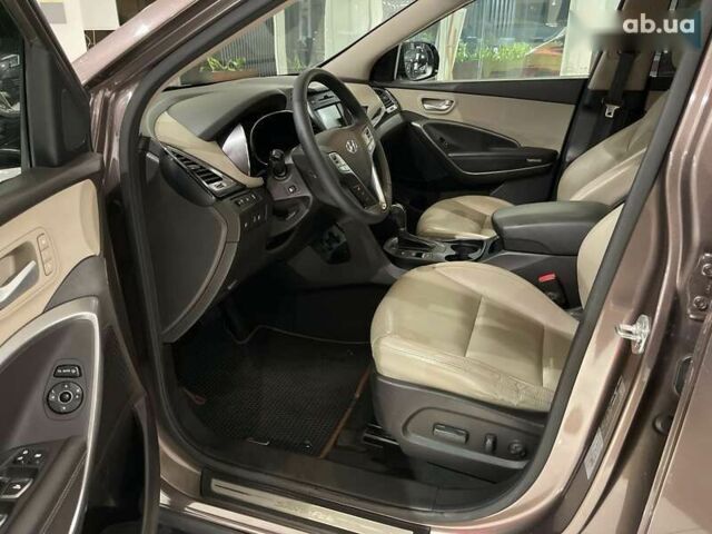 Хендай Гранд Санта Фе, объемом двигателя 2.2 л и пробегом 213 тыс. км за 19900 $, фото 16 на Automoto.ua