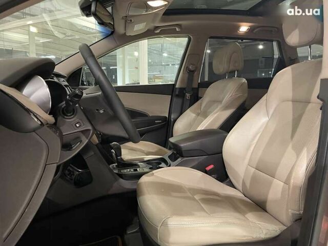 Хендай Гранд Санта Фе, объемом двигателя 2.2 л и пробегом 213 тыс. км за 19900 $, фото 19 на Automoto.ua