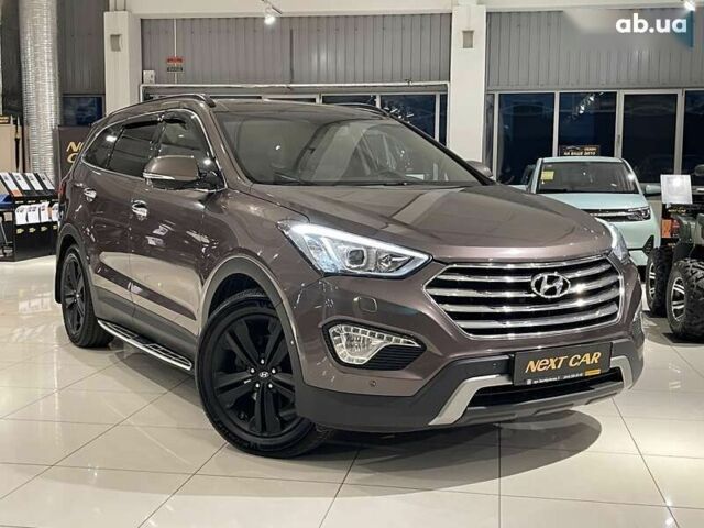 Хендай Гранд Санта Фе, объемом двигателя 2.2 л и пробегом 213 тыс. км за 19900 $, фото 4 на Automoto.ua