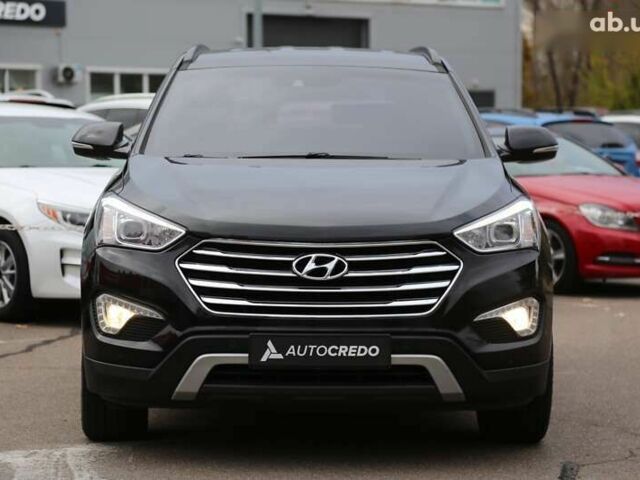 Хендай Гранд Санта Фе, объемом двигателя 2.2 л и пробегом 129 тыс. км за 22900 $, фото 2 на Automoto.ua