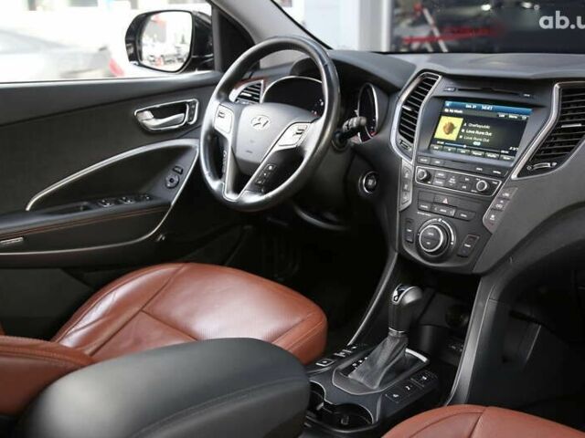 Хендай Гранд Санта Фе, объемом двигателя 2.2 л и пробегом 129 тыс. км за 22900 $, фото 15 на Automoto.ua