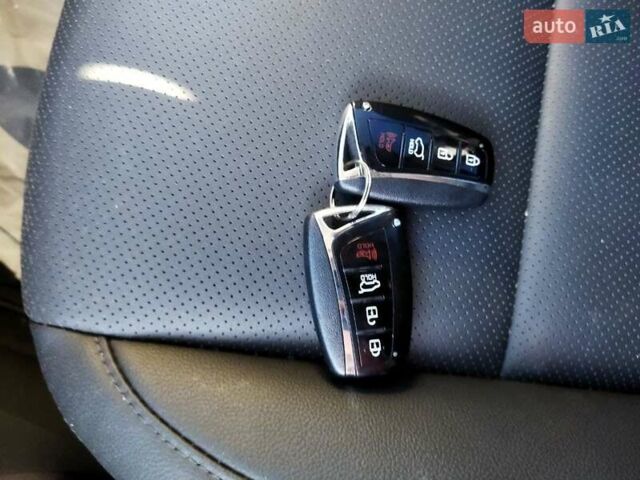 Хендай Гранд Санта Фє, об'ємом двигуна 2 л та пробігом 175 тис. км за 22000 $, фото 3 на Automoto.ua