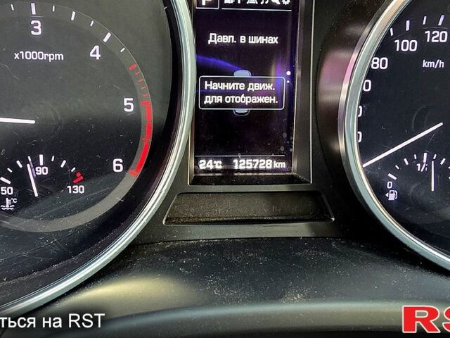 Хендай Гранд Санта Фе, объемом двигателя 2.2 л и пробегом 125 тыс. км за 28500 $, фото 3 на Automoto.ua