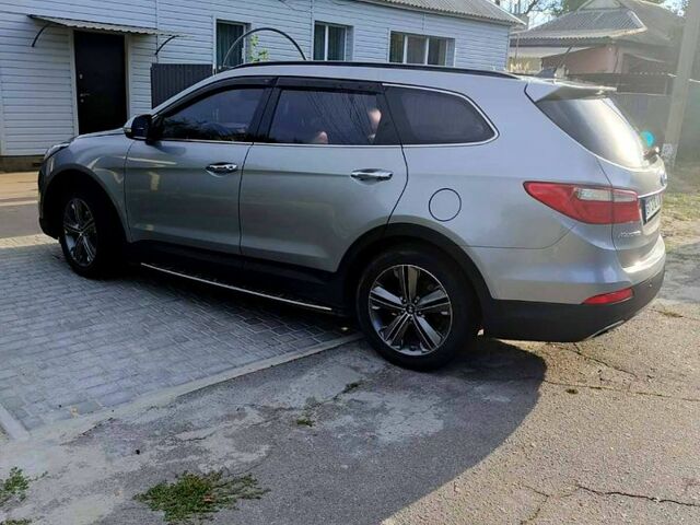 Сірий Хендай Гранд Санта Фє, об'ємом двигуна 2.2 л та пробігом 184 тис. км за 23000 $, фото 3 на Automoto.ua