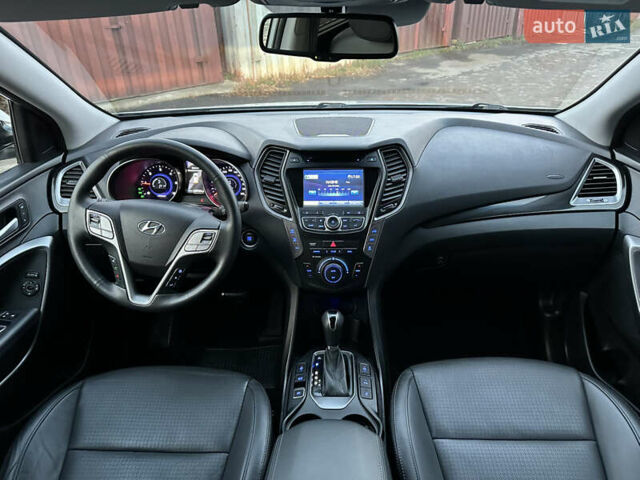 Серый Хендай Гранд Санта Фе, объемом двигателя 2.2 л и пробегом 162 тыс. км за 20700 $, фото 32 на Automoto.ua