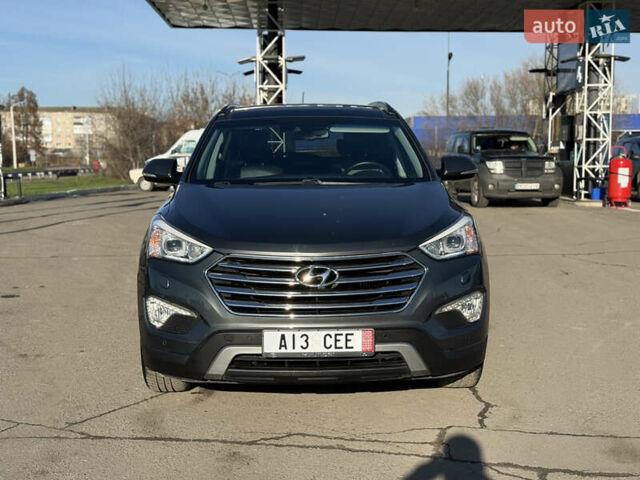 Сірий Хендай Гранд Санта Фє, об'ємом двигуна 2.2 л та пробігом 173 тис. км за 20900 $, фото 4 на Automoto.ua
