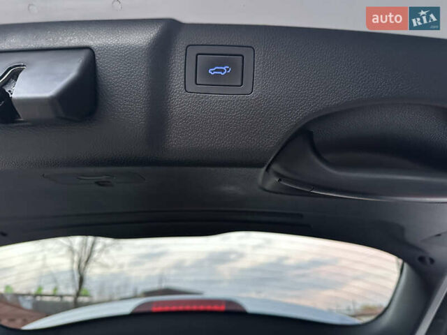 Серый Хендай Гранд Санта Фе, объемом двигателя 2.2 л и пробегом 162 тыс. км за 20700 $, фото 40 на Automoto.ua