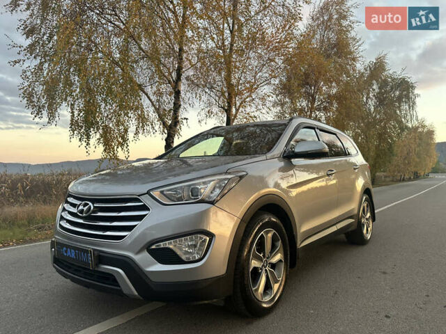 Сірий Хендай Гранд Санта Фє, об'ємом двигуна 2.2 л та пробігом 211 тис. км за 20900 $, фото 4 на Automoto.ua