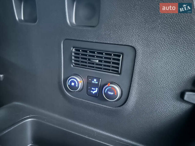 Серый Хендай Гранд Санта Фе, объемом двигателя 2.2 л и пробегом 162 тыс. км за 20700 $, фото 41 на Automoto.ua