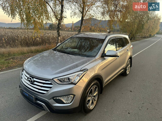 Сірий Хендай Гранд Санта Фє, об'ємом двигуна 2.2 л та пробігом 211 тис. км за 20900 $, фото 3 на Automoto.ua