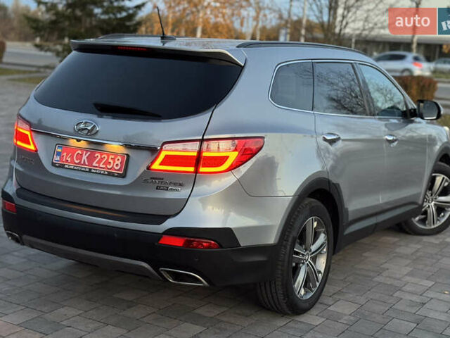 Серый Хендай Гранд Санта Фе, объемом двигателя 2.2 л и пробегом 132 тыс. км за 20999 $, фото 3 на Automoto.ua
