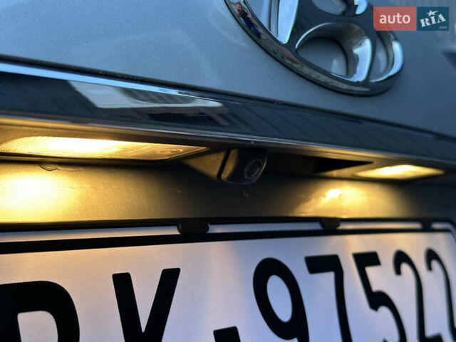 Серый Хендай Гранд Санта Фе, объемом двигателя 2.2 л и пробегом 162 тыс. км за 20700 $, фото 43 на Automoto.ua