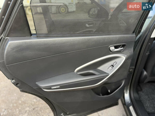 Сірий Хендай Гранд Санта Фє, об'ємом двигуна 2.2 л та пробігом 173 тис. км за 20900 $, фото 27 на Automoto.ua