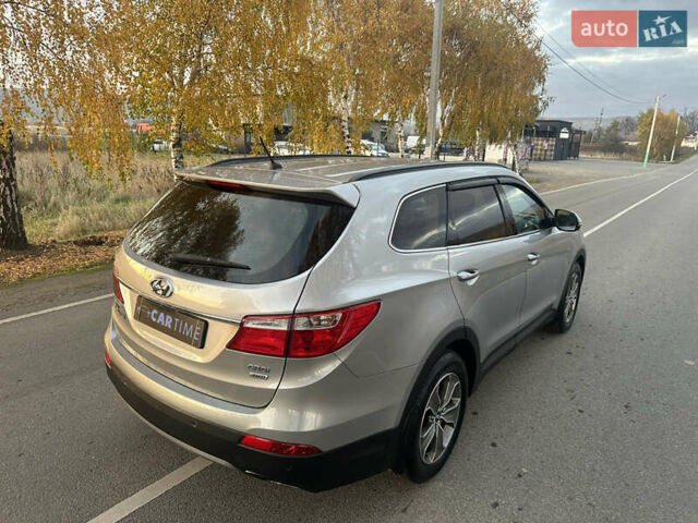 Сірий Хендай Гранд Санта Фє, об'ємом двигуна 2.2 л та пробігом 211 тис. км за 20900 $, фото 9 на Automoto.ua