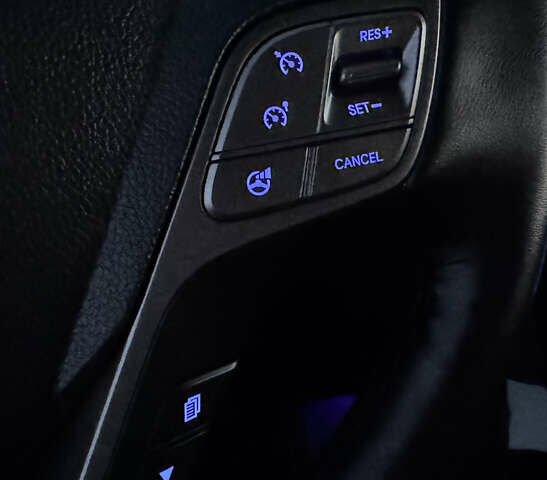 Серый Хендай Гранд Санта Фе, объемом двигателя 2.2 л и пробегом 132 тыс. км за 20999 $, фото 39 на Automoto.ua