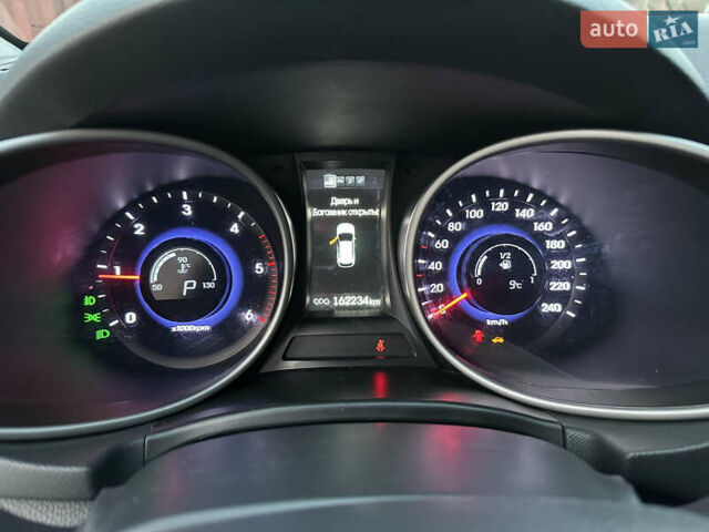 Серый Хендай Гранд Санта Фе, объемом двигателя 2.2 л и пробегом 162 тыс. км за 20700 $, фото 37 на Automoto.ua