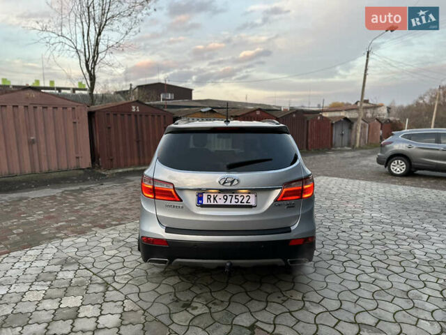 Серый Хендай Гранд Санта Фе, объемом двигателя 2.2 л и пробегом 162 тыс. км за 20700 $, фото 6 на Automoto.ua
