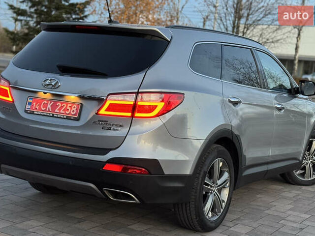 Серый Хендай Гранд Санта Фе, объемом двигателя 2.2 л и пробегом 132 тыс. км за 20999 $, фото 4 на Automoto.ua