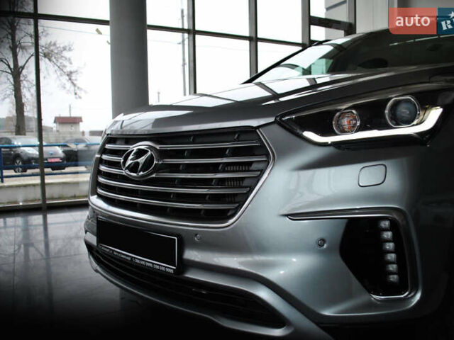 Серый Хендай Гранд Санта Фе, объемом двигателя 2.2 л и пробегом 119 тыс. км за 25900 $, фото 7 на Automoto.ua