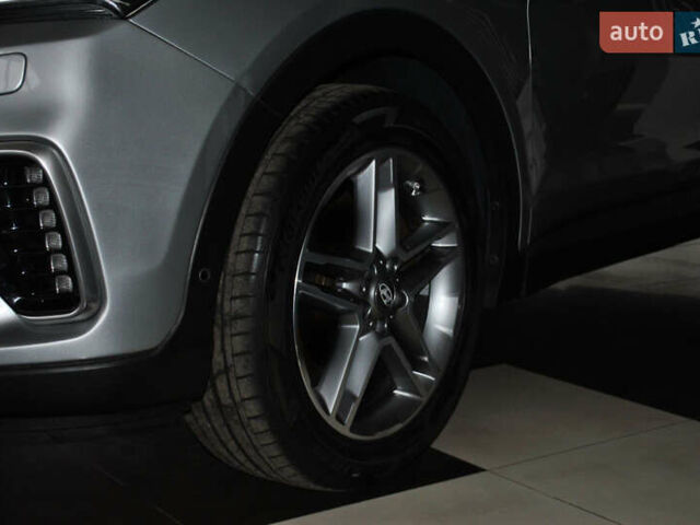 Серый Хендай Гранд Санта Фе, объемом двигателя 2.2 л и пробегом 119 тыс. км за 25900 $, фото 10 на Automoto.ua