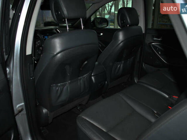 Серый Хендай Гранд Санта Фе, объемом двигателя 2.2 л и пробегом 119 тыс. км за 25900 $, фото 36 на Automoto.ua