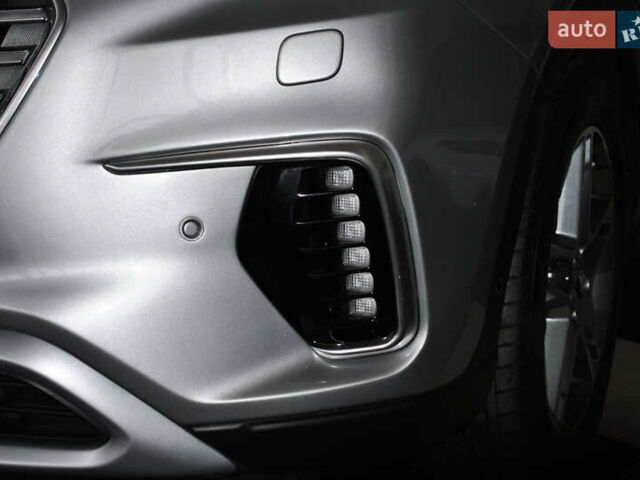 Серый Хендай Гранд Санта Фе, объемом двигателя 2.2 л и пробегом 119 тыс. км за 25900 $, фото 6 на Automoto.ua