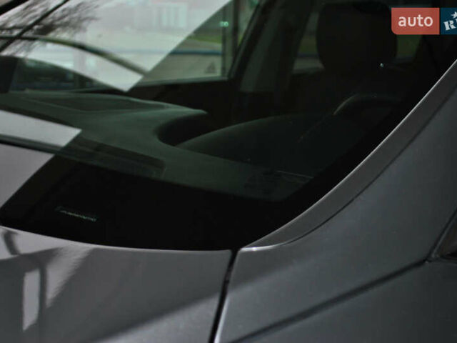 Серый Хендай Гранд Санта Фе, объемом двигателя 2.2 л и пробегом 119 тыс. км за 25900 $, фото 21 на Automoto.ua