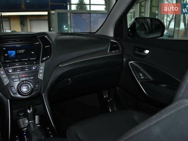 Серый Хендай Гранд Санта Фе, объемом двигателя 2.2 л и пробегом 119 тыс. км за 25900 $, фото 46 на Automoto.ua