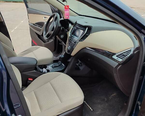 Синий Хендай Гранд Санта Фе, объемом двигателя 3.34 л и пробегом 50 тыс. км за 20000 $, фото 9 на Automoto.ua