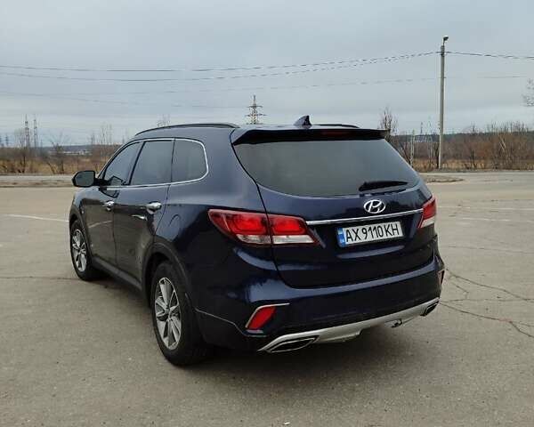 Синий Хендай Гранд Санта Фе, объемом двигателя 3.34 л и пробегом 50 тыс. км за 20000 $, фото 3 на Automoto.ua