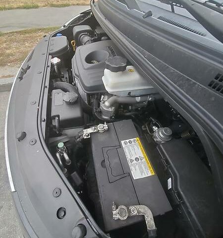 Чорний Хендай Гранд Старекс, об'ємом двигуна 2.5 л та пробігом 260 тис. км за 10500 $, фото 6 на Automoto.ua