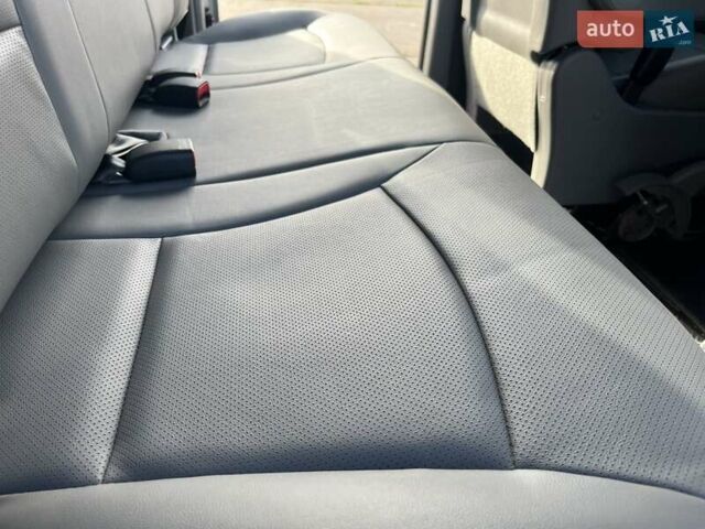 Сірий Хендай Гранд Старекс, об'ємом двигуна 2.5 л та пробігом 68 тис. км за 22900 $, фото 29 на Automoto.ua