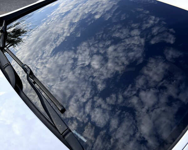 Белый Хендай Грандер, объемом двигателя 3 л и пробегом 222 тыс. км за 12500 $, фото 23 на Automoto.ua