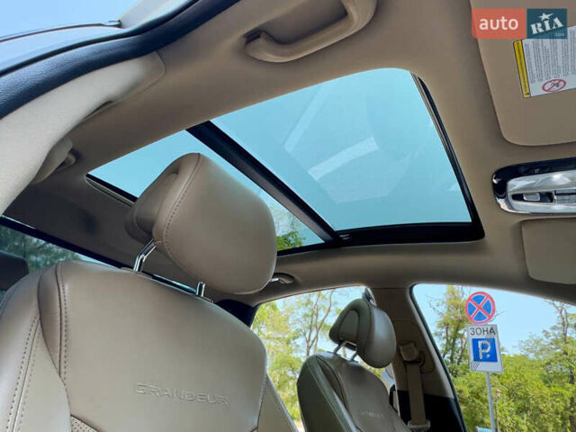 Белый Хендай Грандер, объемом двигателя 3 л и пробегом 150 тыс. км за 16000 $, фото 28 на Automoto.ua