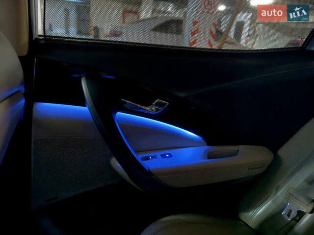 Белый Хендай Грандер, объемом двигателя 3 л и пробегом 150 тыс. км за 16000 $, фото 33 на Automoto.ua