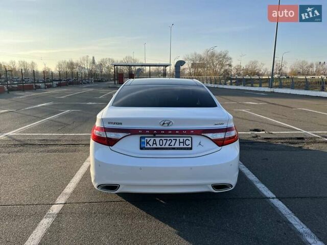 Белый Хендай Грандер, объемом двигателя 3 л и пробегом 131 тыс. км за 12500 $, фото 7 на Automoto.ua