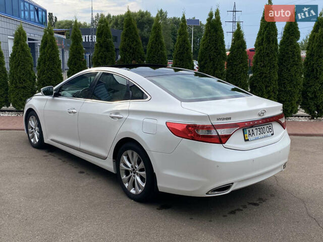 Білий Хендай Грандер, об'ємом двигуна 3 л та пробігом 115 тис. км за 11100 $, фото 12 на Automoto.ua