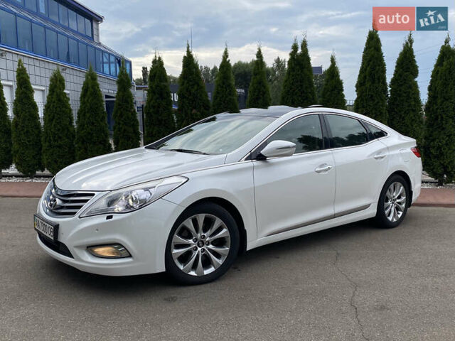 Белый Хендай Грандер, объемом двигателя 3 л и пробегом 115 тыс. км за 11150 $, фото 5 на Automoto.ua