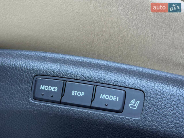 Белый Хендай Грандер, объемом двигателя 3 л и пробегом 150 тыс. км за 16000 $, фото 14 на Automoto.ua