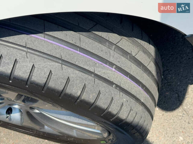 Белый Хендай Грандер, объемом двигателя 3 л и пробегом 150 тыс. км за 16000 $, фото 10 на Automoto.ua