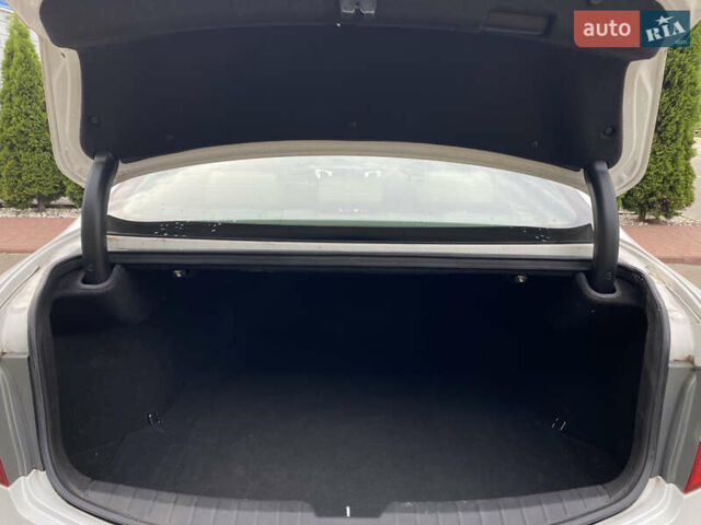 Белый Хендай Грандер, объемом двигателя 3 л и пробегом 115 тыс. км за 11150 $, фото 35 на Automoto.ua