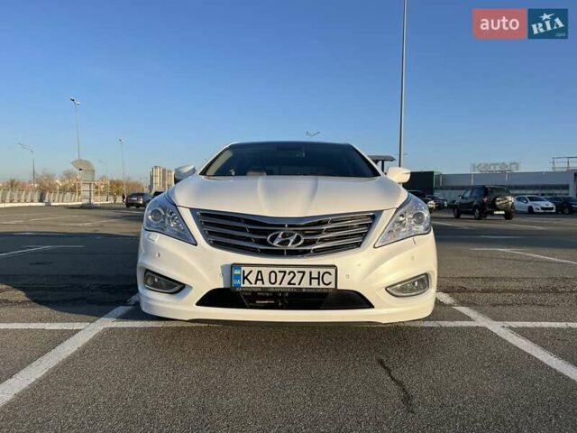 Белый Хендай Грандер, объемом двигателя 3 л и пробегом 131 тыс. км за 12500 $, фото 5 на Automoto.ua