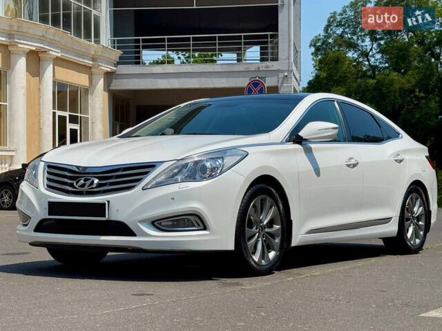 Белый Хендай Грандер, объемом двигателя 3 л и пробегом 150 тыс. км за 16000 $, фото 6 на Automoto.ua